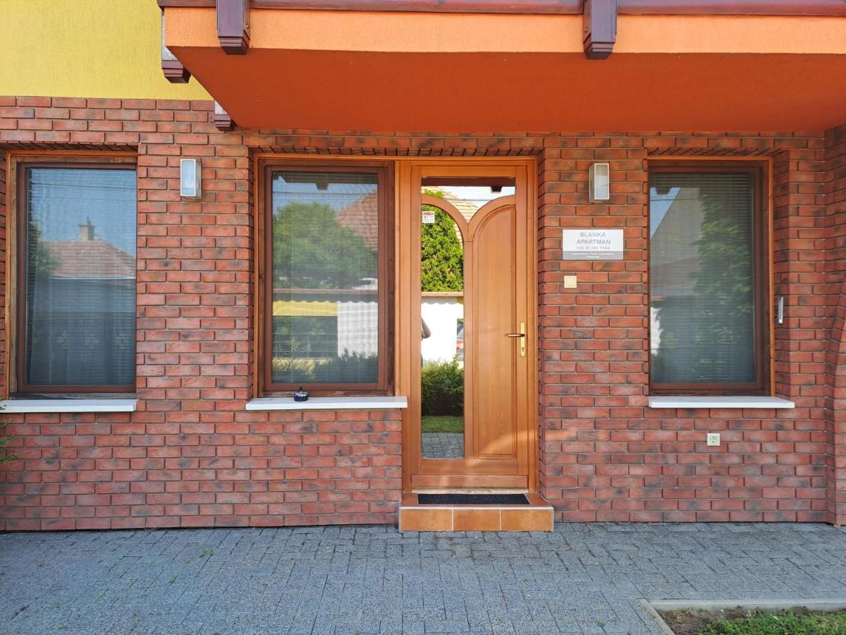 Rozmaring Apartmanok 귤러 외부 사진