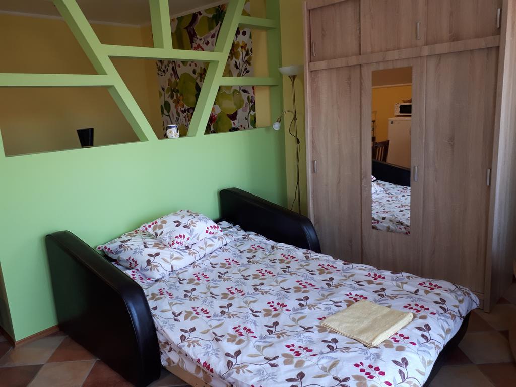 Rozmaring Apartmanok 귤러 외부 사진
