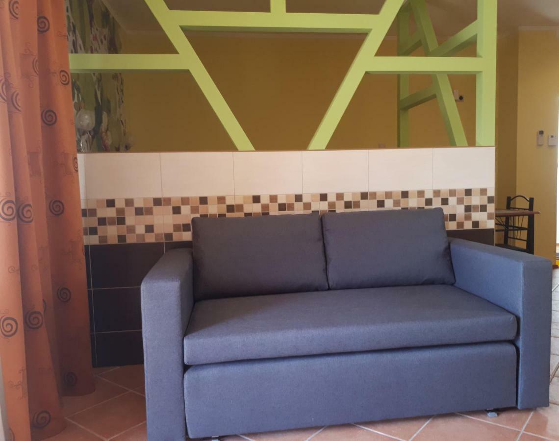 Rozmaring Apartmanok 귤러 외부 사진
